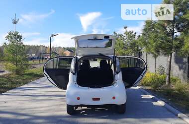 Хэтчбек Mitsubishi i-MiEV 2014 в 