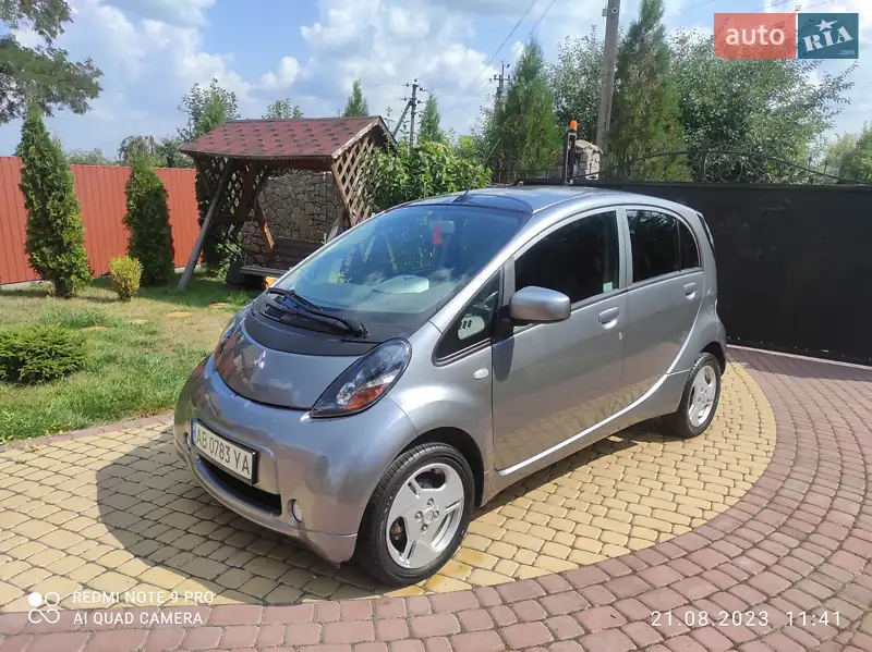 Mitsubishi i-MiEV 2011