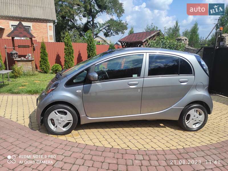 Хэтчбек Mitsubishi i-MiEV 2011 в Виннице