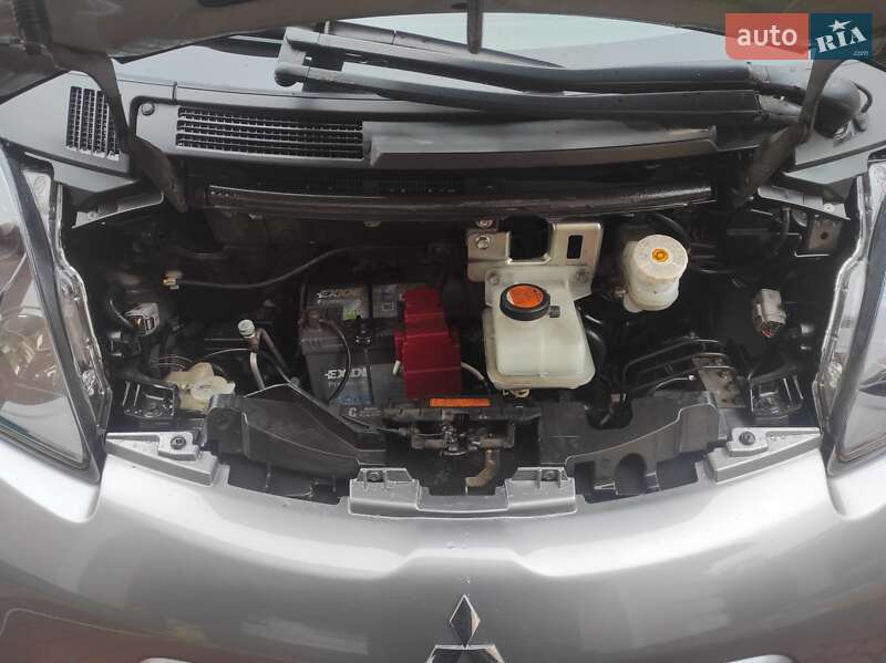 Хэтчбек Mitsubishi i-MiEV 2011 в Виннице
