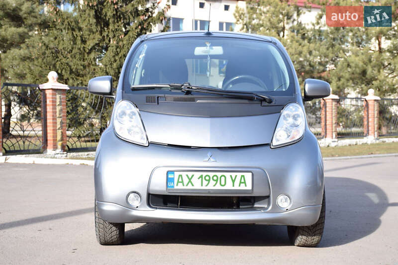 Хэтчбек Mitsubishi i-MiEV 2013 в Краснограде фото 2 Хэтчбек Mitsubishi i-MiEV 2013 в Краснограде