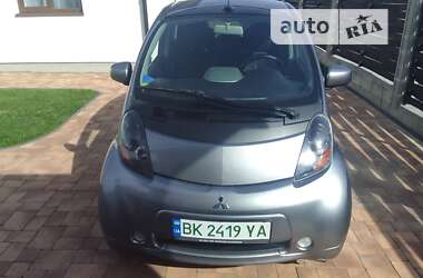 Хетчбек Mitsubishi i-MiEV 2011 в Рівному