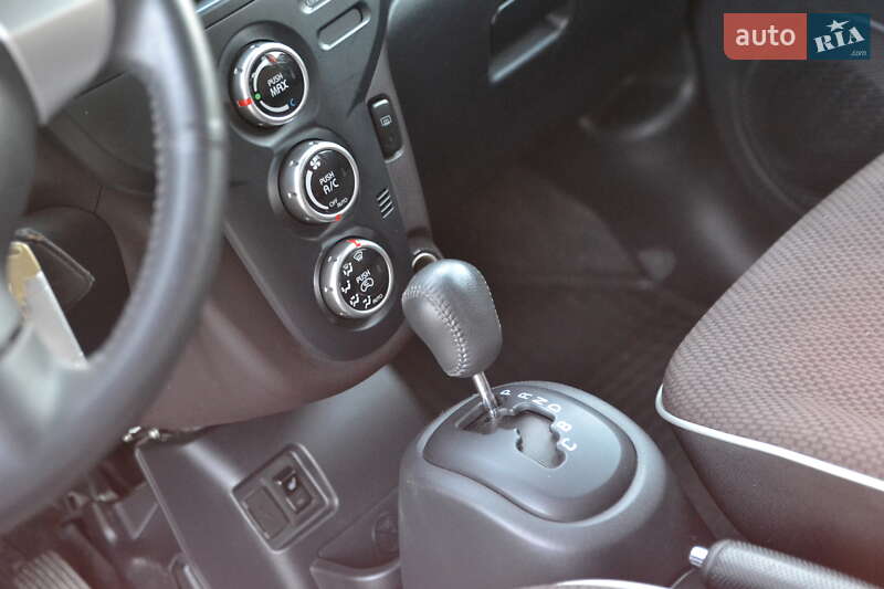 Хетчбек Mitsubishi i-MiEV 2012 в Луцьку