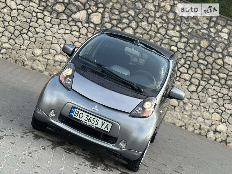 Хэтчбек Mitsubishi i-MiEV 2011 в Волочиске