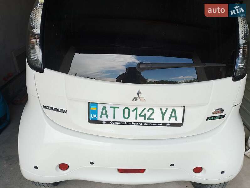 Хэтчбек Mitsubishi i-MiEV 2014 в Ивано-Франковске фото 4 Хэтчбек Mitsubishi i-MiEV 2014 в Ивано-Франковске