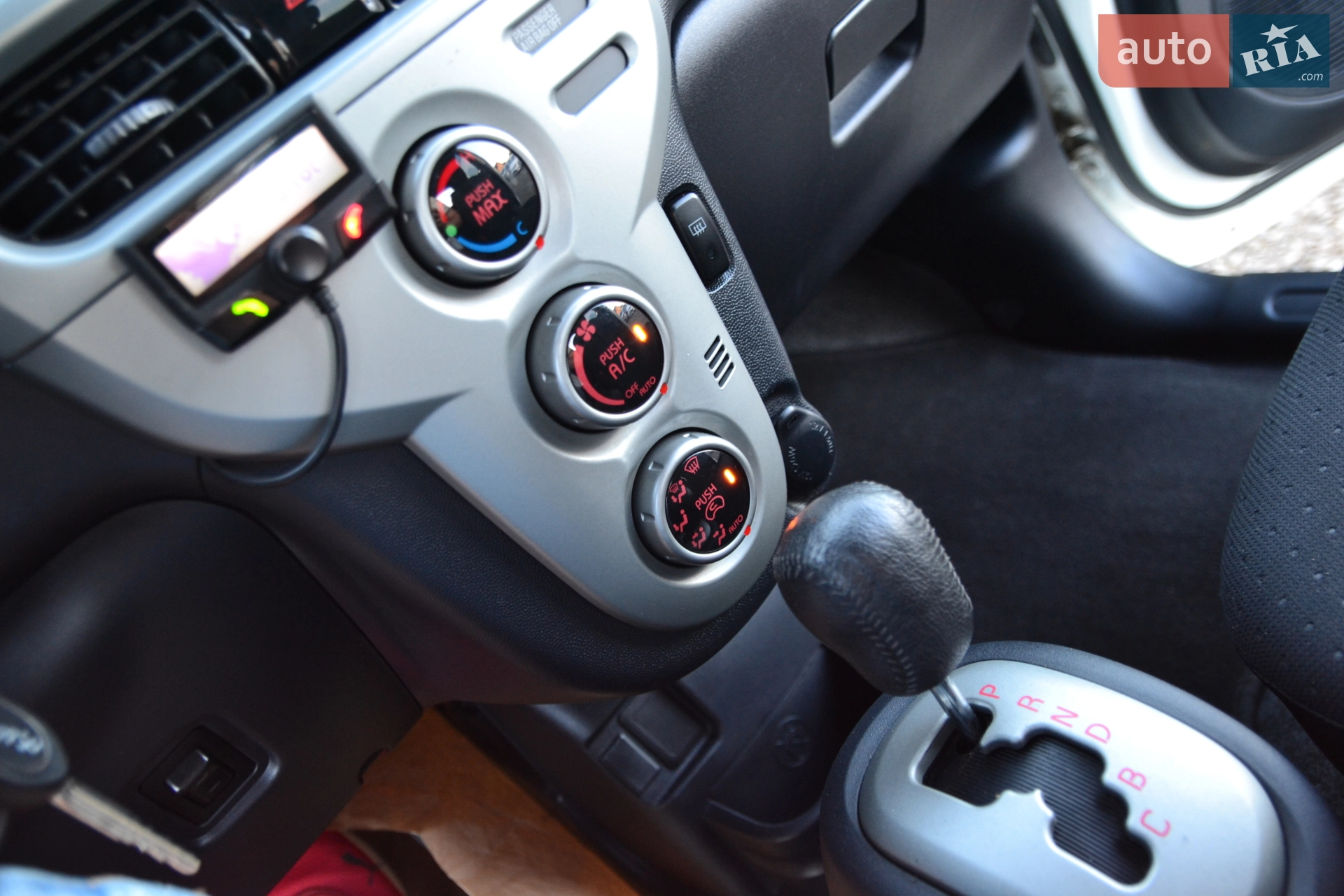 2011 Mitsubishi i-MiEV - мініатюра 26