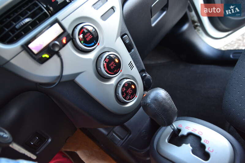 Хэтчбек Mitsubishi i-MiEV 2011 в Луцке