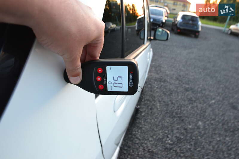 Хэтчбек Mitsubishi i-MiEV 2011 в Луцке