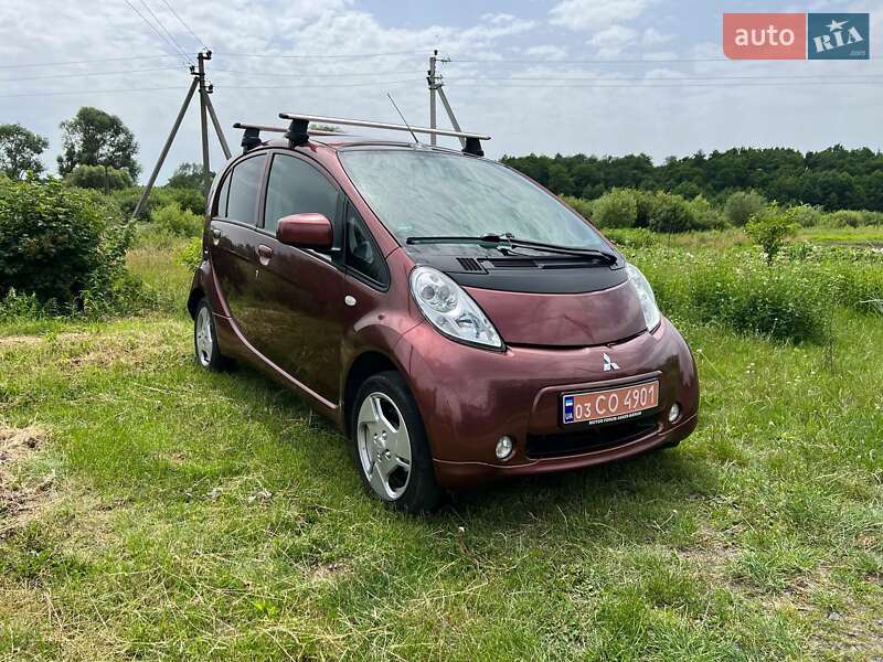 Хэтчбек Mitsubishi i-MiEV 2014 в Луцке