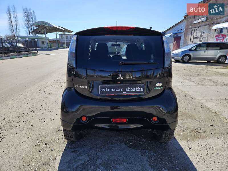 Хэтчбек Mitsubishi i-MiEV 2010 в Шостке