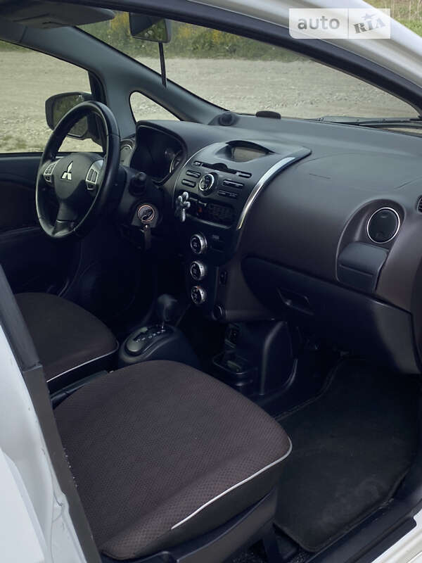 Хэтчбек Mitsubishi i-MiEV 2015 в Тернополе