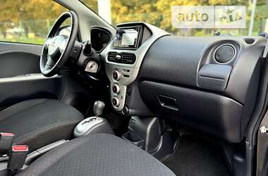 Хэтчбек Mitsubishi i-MiEV 2012 в 