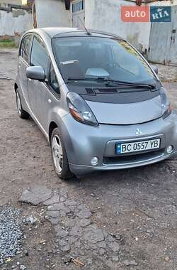 Хэтчбек Mitsubishi i-MiEV 2010 в 