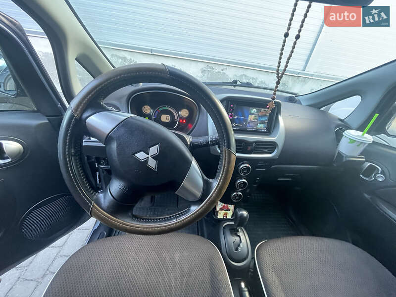 Хетчбек Mitsubishi i-MiEV 2016 в Львові