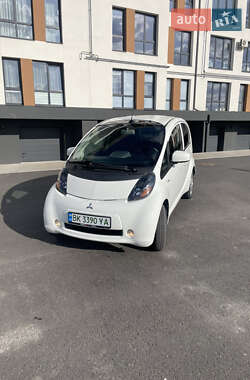 Хетчбек Mitsubishi i-MiEV 2010 в Рівному