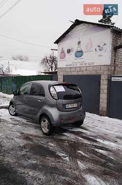 Хетчбек Mitsubishi i-MiEV 2011 в Дніпрі