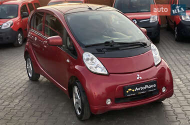 Хэтчбек Mitsubishi i-MiEV 2013 в 