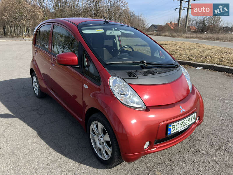 Хэтчбек Mitsubishi i-MiEV 2015 в Владимире