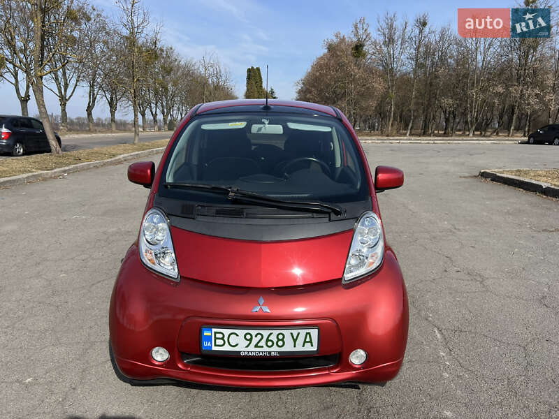 Хэтчбек Mitsubishi i-MiEV 2015 в Владимире