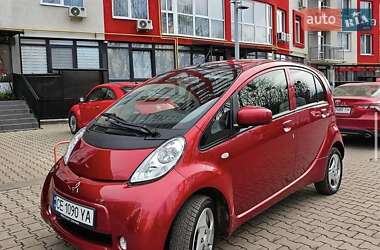 Хэтчбек Mitsubishi i-MiEV 2015 в 