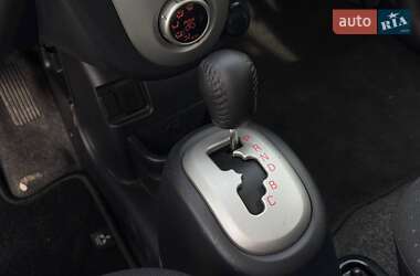 Хэтчбек Mitsubishi i-MiEV 2011 в 