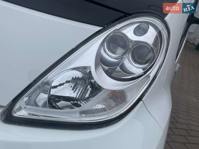 Хетчбек Mitsubishi i-MiEV 2015 в Дрогобичі