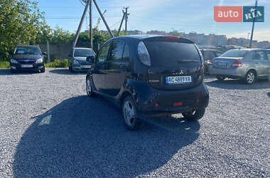 Хетчбек Mitsubishi i-MiEV 2011 в 