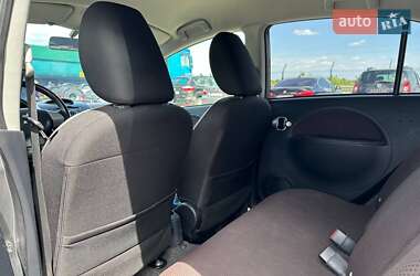 Хэтчбек Mitsubishi i-MiEV 2012 в 