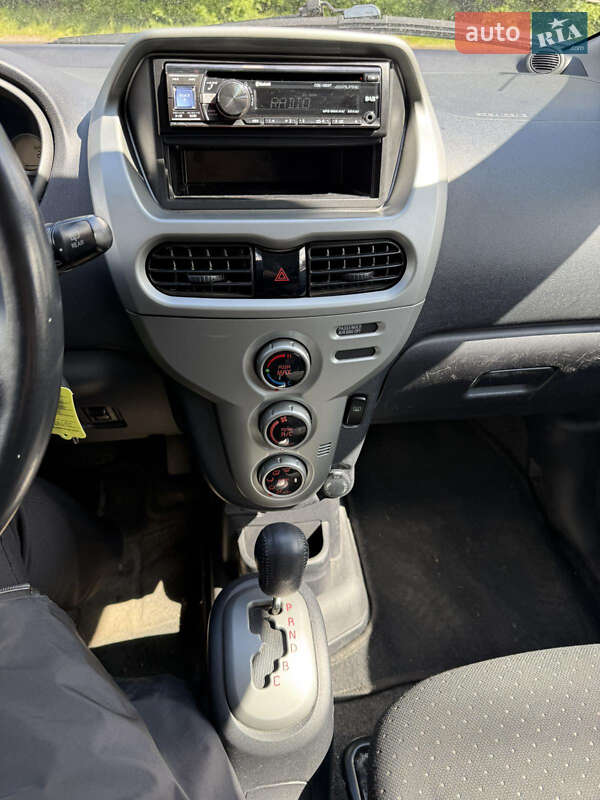 Хетчбек Mitsubishi i-MiEV 2011 в Чернівцях