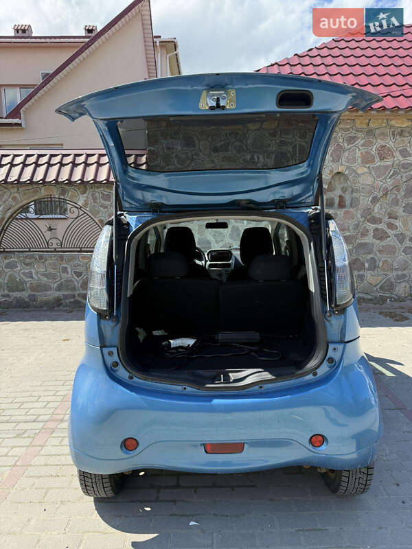 Хетчбек Mitsubishi i-MiEV 2011 в Чернівцях