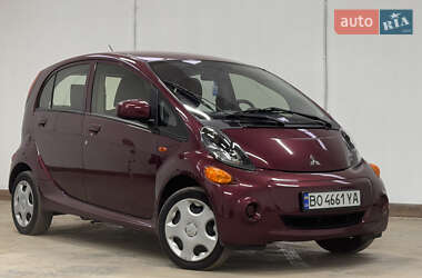 Хэтчбек Mitsubishi i-MiEV 2012 в 