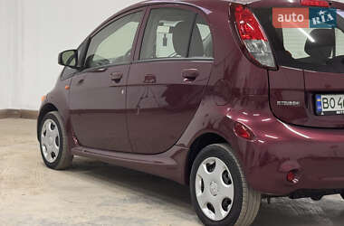 Хэтчбек Mitsubishi i-MiEV 2012 в 