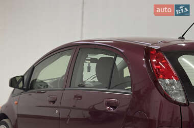 Хэтчбек Mitsubishi i-MiEV 2012 в 