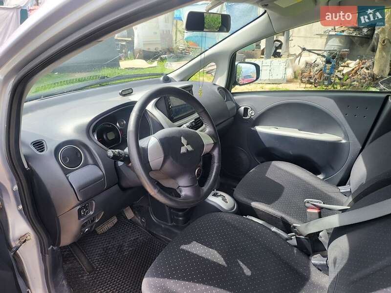 Хэтчбек Mitsubishi i-MiEV 2011 в Киеве