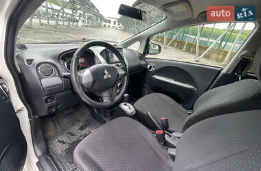 Хетчбек Mitsubishi i-MiEV 2011 в 