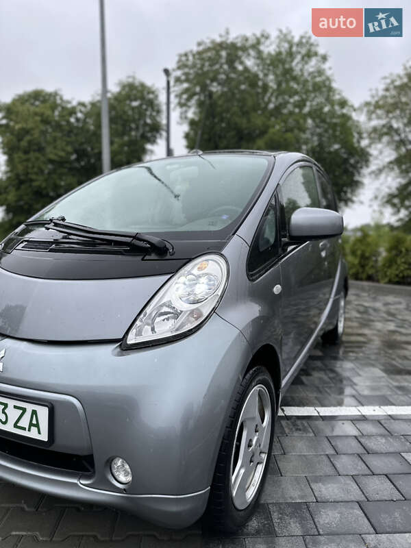 Хэтчбек Mitsubishi i-MiEV 2013 в Виннице