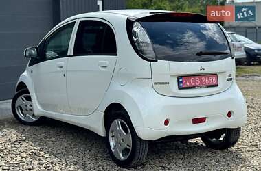 Хетчбек Mitsubishi i-MiEV 2012 в 