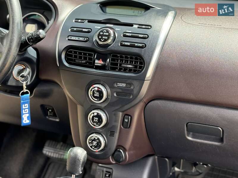 Хэтчбек Mitsubishi i-MiEV 2012 в Трускавце фото 33 Хэтчбек Mitsubishi i-MiEV 2012 в Трускавце