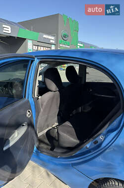 Хетчбек Mitsubishi i-MiEV 2010 в 