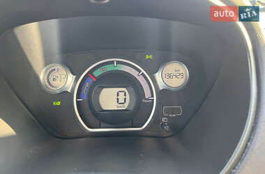 Хэтчбек Mitsubishi i-MiEV 2015 в 