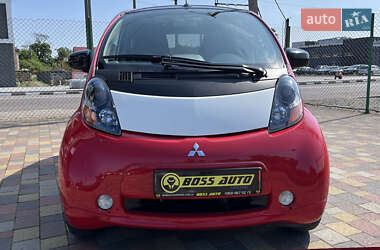 Хэтчбек Mitsubishi i-MiEV 2011 в 
