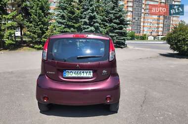 Хэтчбек Mitsubishi i-MiEV 2012 в 