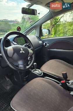 Хэтчбек Mitsubishi i-MiEV 2014 в 