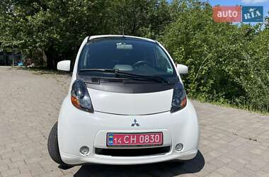 Хэтчбек Mitsubishi i-MiEV 2012 в 