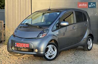 Хэтчбек Mitsubishi i-MiEV 2011 в 