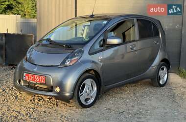 Хэтчбек Mitsubishi i-MiEV 2011 в 