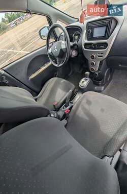 Хэтчбек Mitsubishi i-MiEV 2011 в 