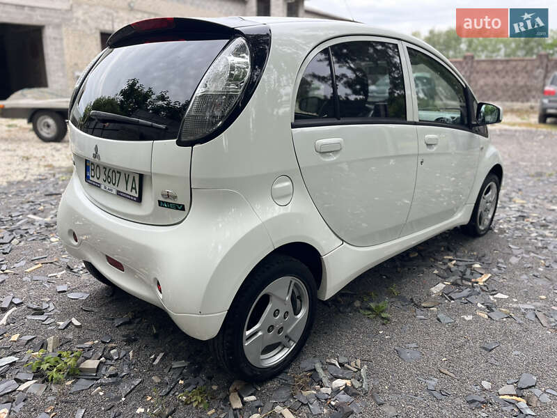 Хетчбек Mitsubishi i-MiEV 2011 в Кременці