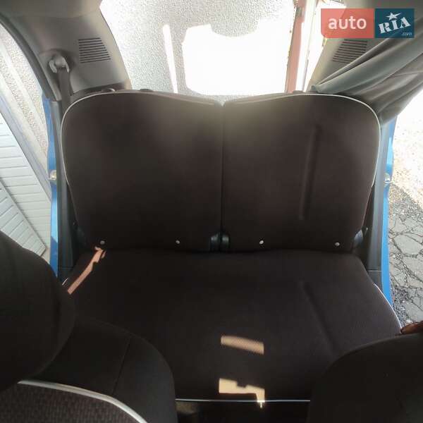 Хэтчбек Mitsubishi i-MiEV 2012 в Черновцах фото 17 Хэтчбек Mitsubishi i-MiEV 2012 в Черновцах