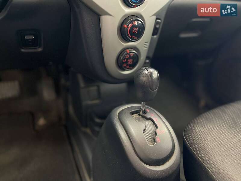Хэтчбек Mitsubishi i-MiEV 2011 в Киеве